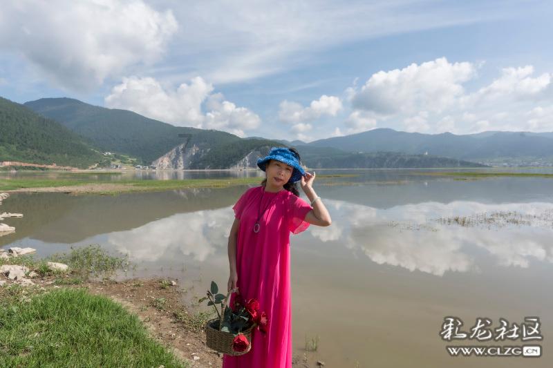 梁佳兴:家门口演家乡事 把快乐传递到全国